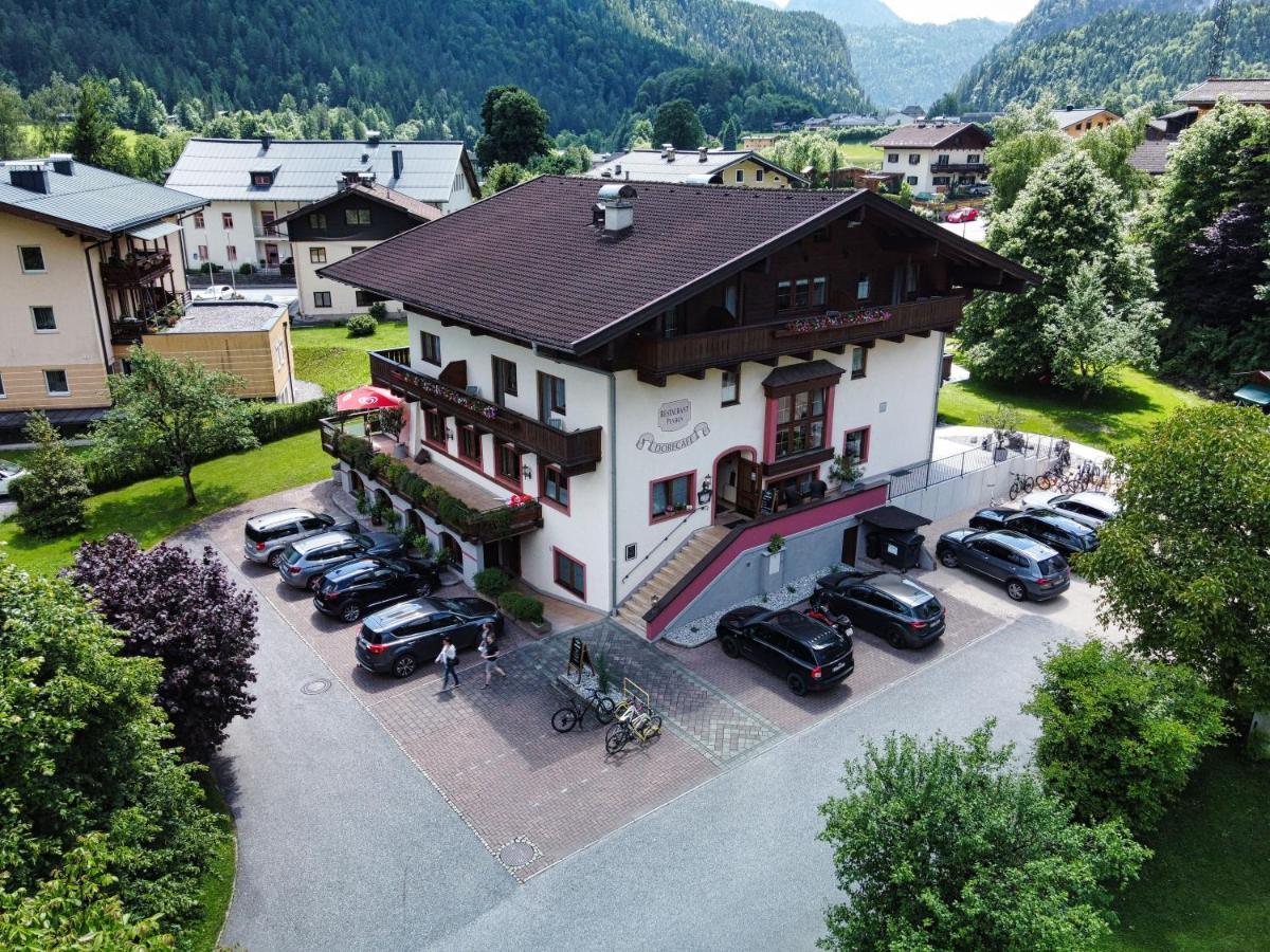 Dorfcafe Unken Hotelpension Swirtshaus Im Dorf Exterior foto